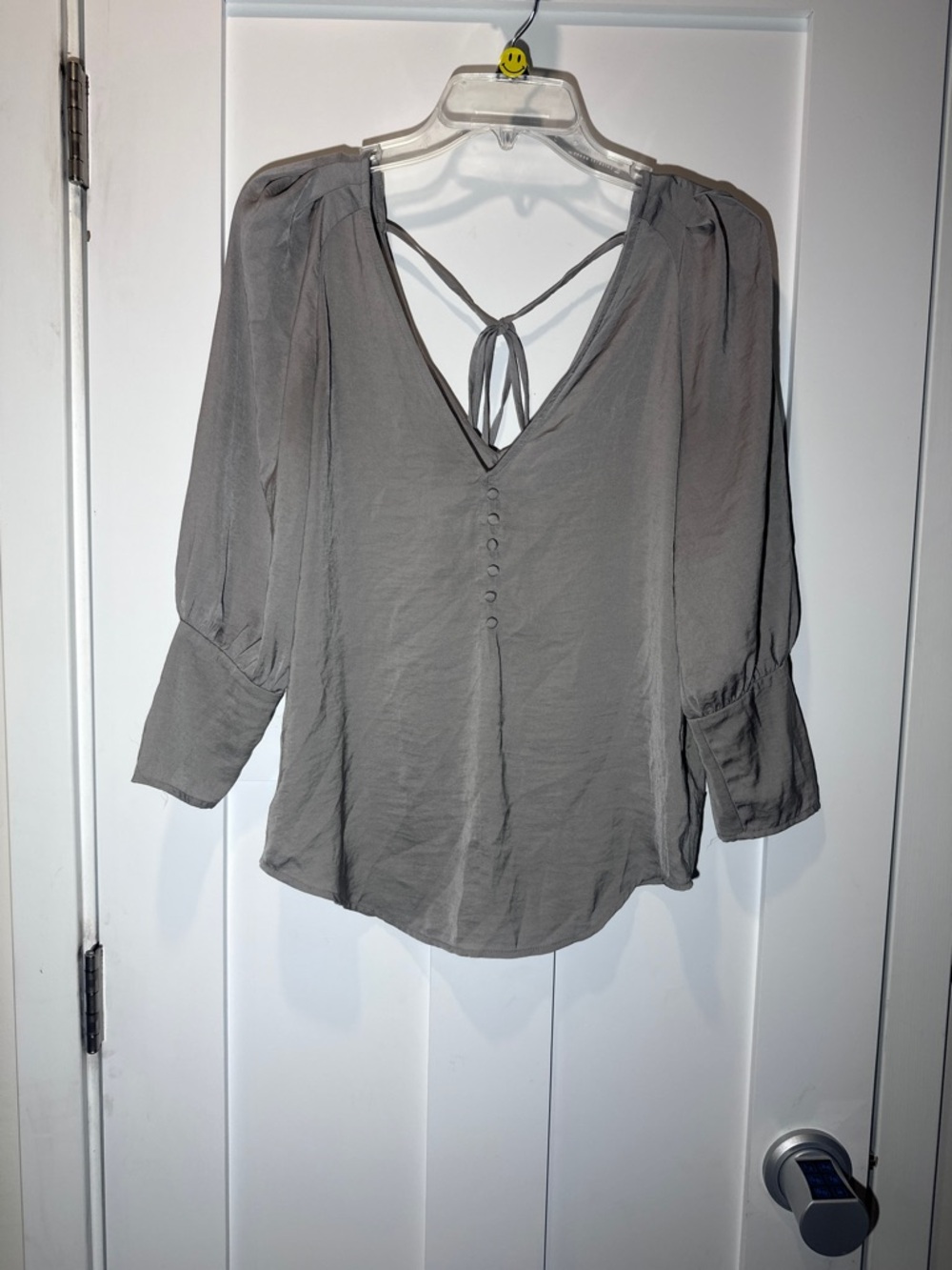 Express Gray V-Neck Tie-Back Button-Front Blouse Lightweight Polyester Workwear